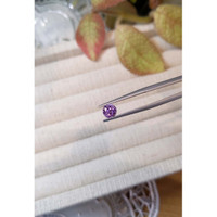 1.05 Ct. Purplish Pink Sapphire from Ceylon (Sri Lanka) Life Style