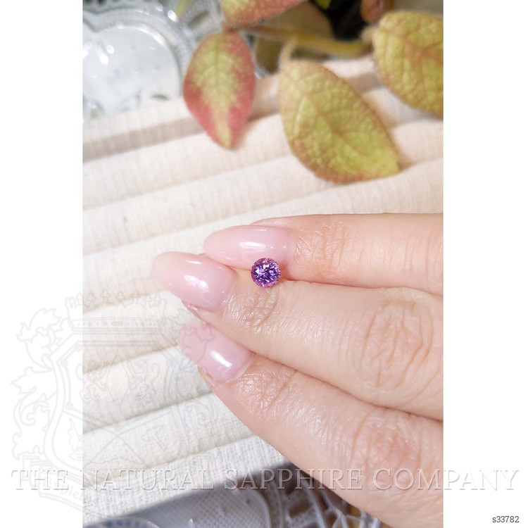 1.05 Ct. Purplish Pink Sapphire from Ceylon (Sri Lanka)