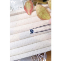 0.59 Ct. Bi Color Sapphire from Ceylon (Sri Lanka) Life Style