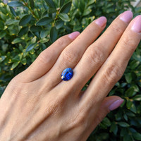 3.51 Ct. Blue Sapphire from Ceylon (Sri Lanka) Life Style