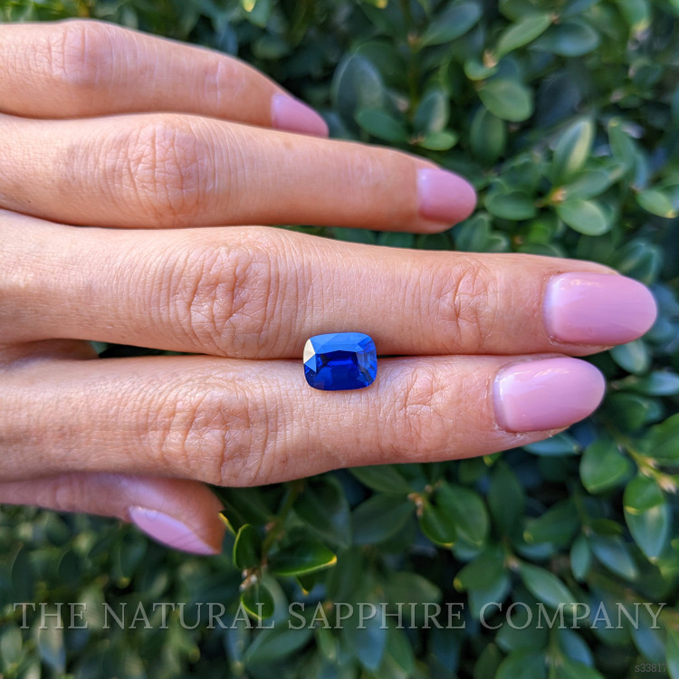 3.01 Ct. Blue Sapphire from Ceylon (Sri Lanka)