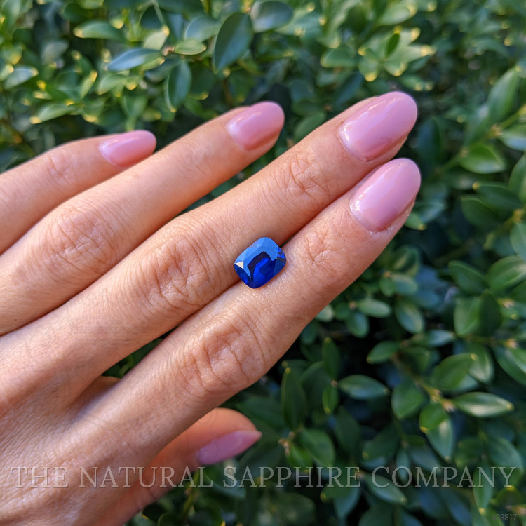 3.01 Ct. Blue Sapphire from Ceylon (Sri Lanka)