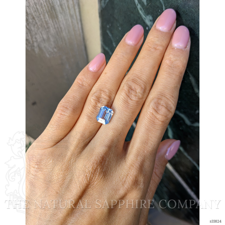 3.99 Ct. Violet Sapphire from Ceylon (Sri Lanka)