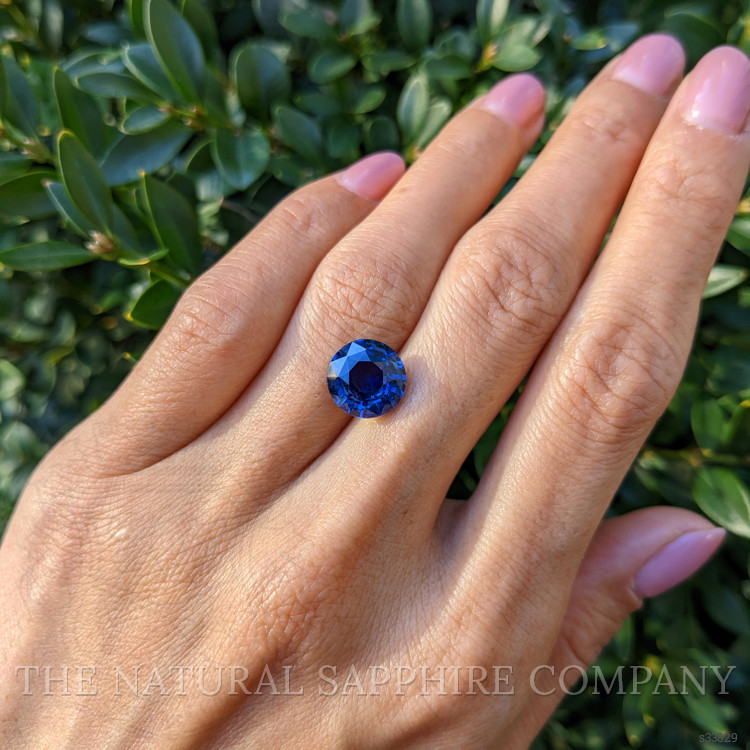 5.60 Ct. Blue Sapphire from Ceylon (Sri Lanka)
