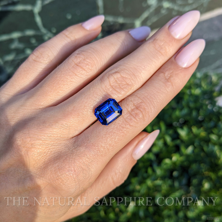 7.32 Ct. Blue Sapphire from Ceylon (Sri Lanka)