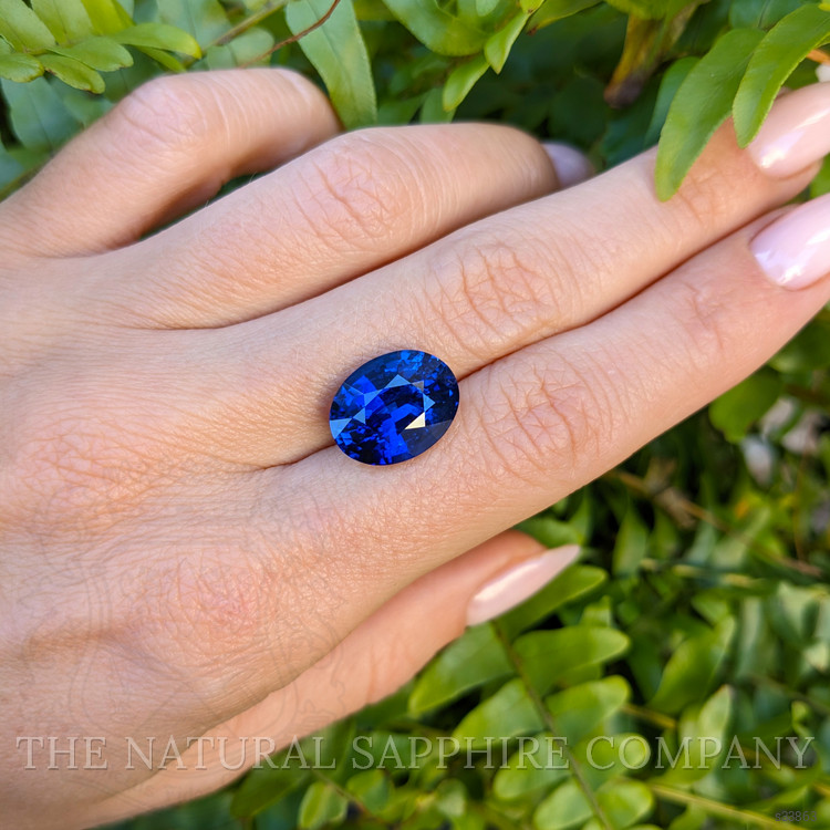 9.90 Ct. Blue Sapphire from Ceylon (Sri Lanka)