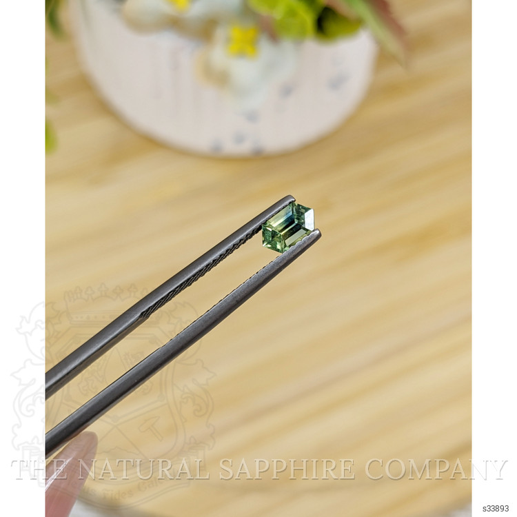 0.68 Ct. Bi Color Sapphire from Madagascar