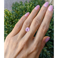 2.58 Ct. Purplish Pink Sapphire from Tanzania Life Style