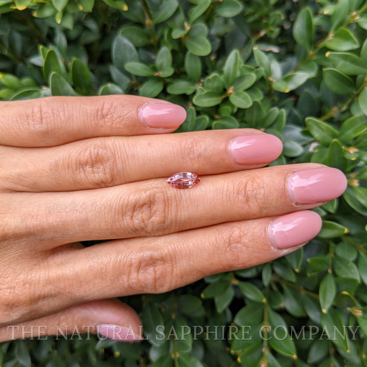 1.03 Ct. Padparadscha Sapphire from Ceylon (Sri Lanka)