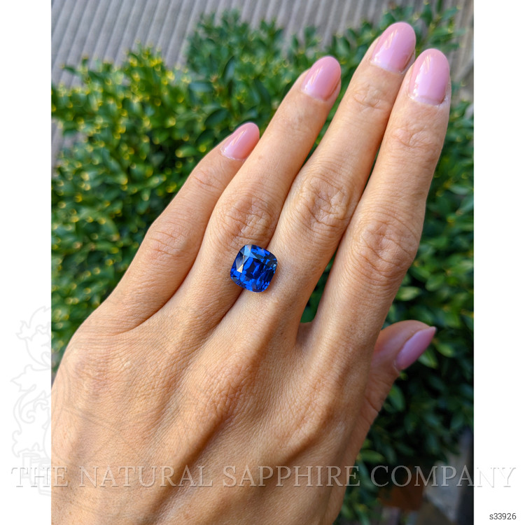 7.69 Ct. Blue Sapphire from Ceylon (Sri Lanka)