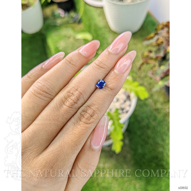 1.09 Ct. Blue Sapphire from Ceylon (Sri Lanka)