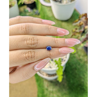 1.09 Ct. Blue Sapphire from Ceylon (Sri Lanka) Life Style