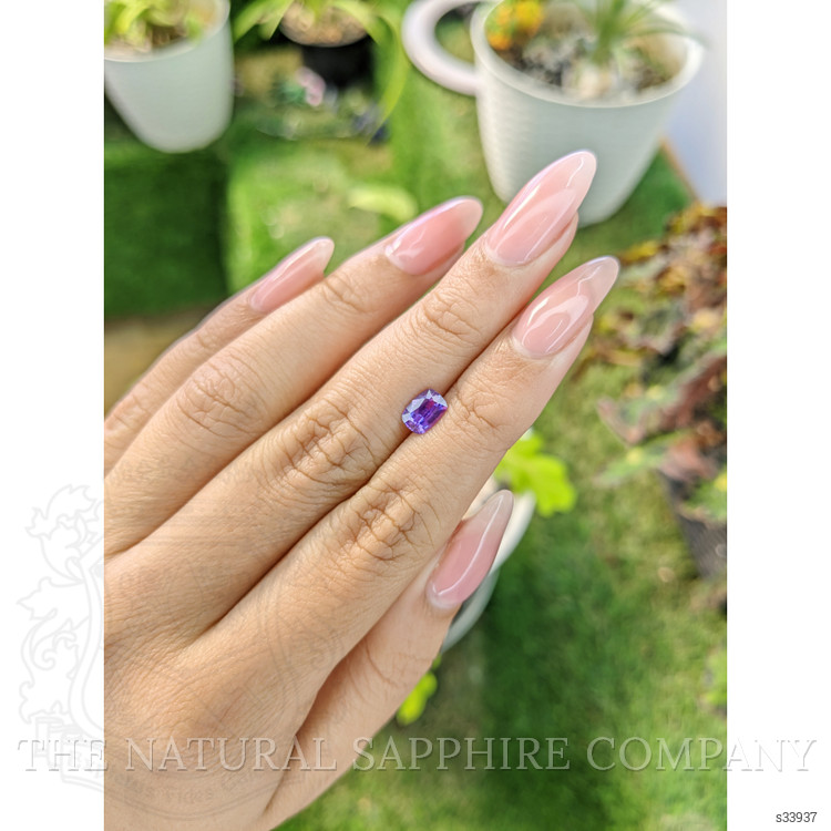1.03 Ct. Pinkish Purple Sapphire from Ceylon (Sri Lanka)