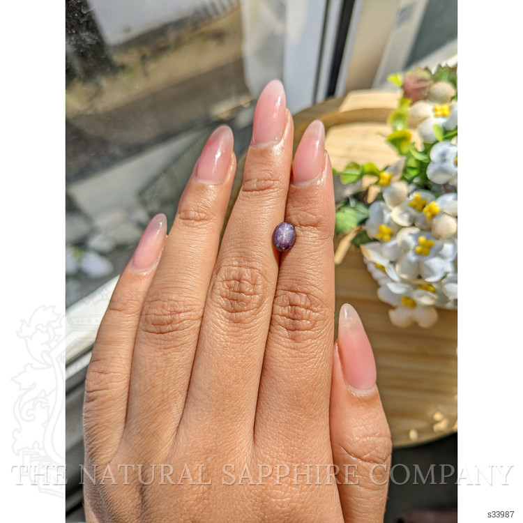 2.29 Ct. Purple Star Sapphire from Ceylon (Sri Lanka)