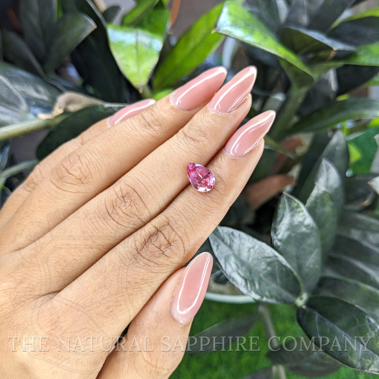 2.21 Ct. Pink Sapphire from Ceylon (Sri Lanka)