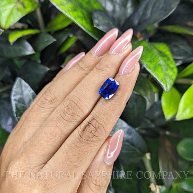 5.04 Ct. Blue Sapphire from Ceylon (Sri Lanka)