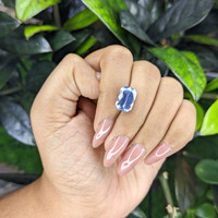 5.30 Ct. Blue Sapphire from Ceylon (Sri Lanka) Life Style