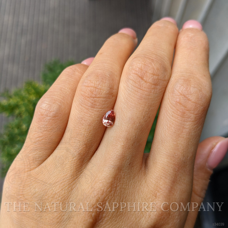 0.72 Ct. Padparadscha Sapphire from Ceylon (Sri Lanka)