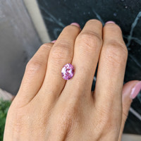 3.10 Ct. Pink Sapphire from Ceylon (Sri Lanka) Life Style