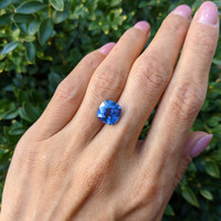 5.55 Ct. Blue Sapphire from Ceylon (Sri Lanka) Life Style