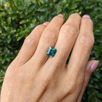 3.17 Ct. Green Sapphire from Madagascar Life Style