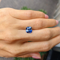 3.52 Ct. Greenish Blue Sapphire from Ceylon (Sri Lanka) Life Style