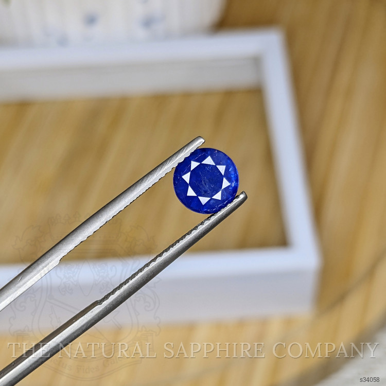 1.78 Ct. Blue Sapphire from Ceylon (Sri Lanka)