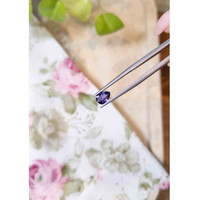 0.95 Ct. Purplish Blue Sapphire from Ceylon (Sri Lanka) Life Style