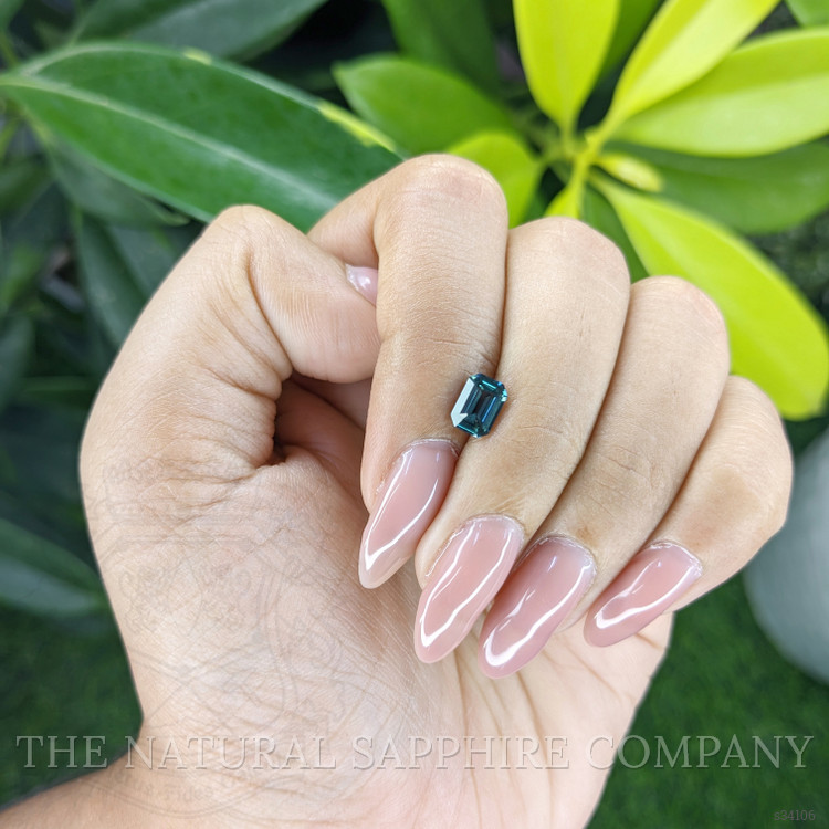 1.06 Ct. Greenish Blue Sapphire from Madagascar