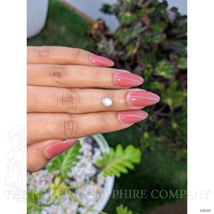 1.37 Ct. Grey Star Sapphire from Ceylon (Sri Lanka)