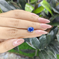 3.54 Ct. Blue Sapphire from Ceylon (Sri Lanka) Life Style