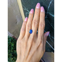 3.59 Ct. Blue Sapphire from Ceylon (Sri Lanka) Life Style