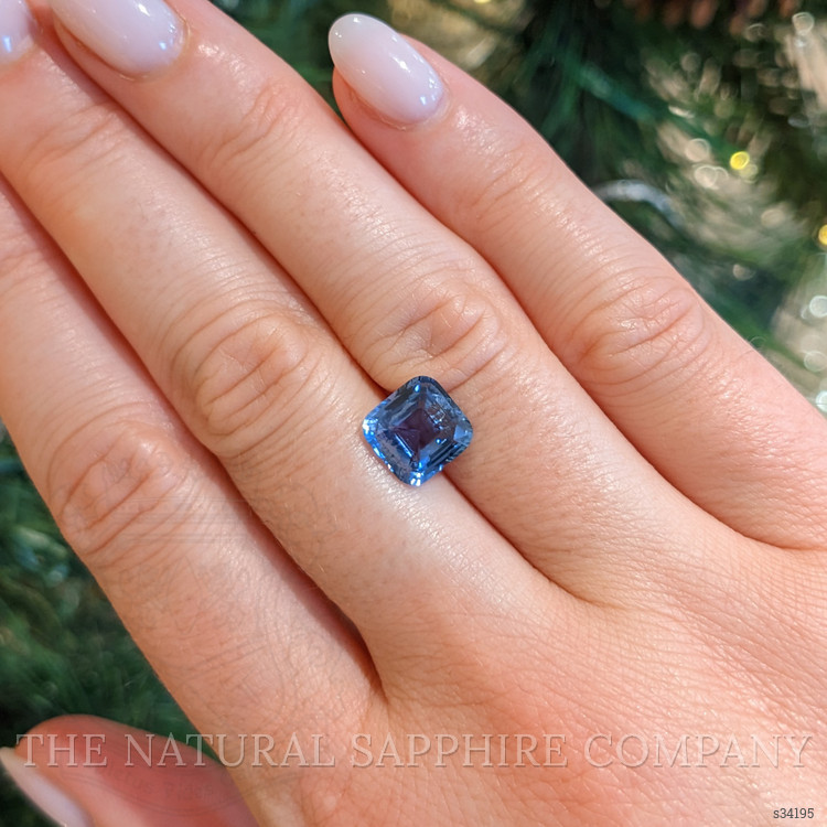 3.05 Ct. Blue Sapphire from Ceylon (Sri Lanka)