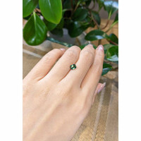 1.08 Ct. Bi Color Sapphire from Madagascar Life Style