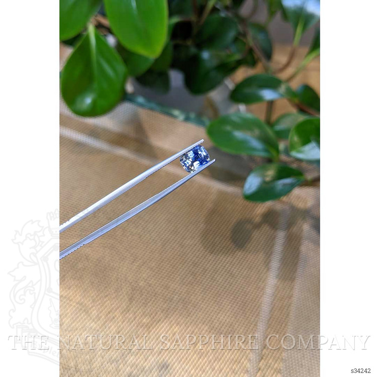 2.18 Ct. Bi Color Sapphire from Ceylon (Sri Lanka)