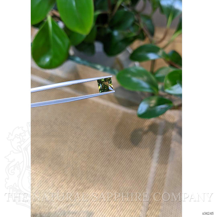2.04 Ct. Bi Color / Parti Sapphire from Madagascar