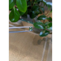 1.09 Ct. Bi Color Sapphire from Madagascar Life Style