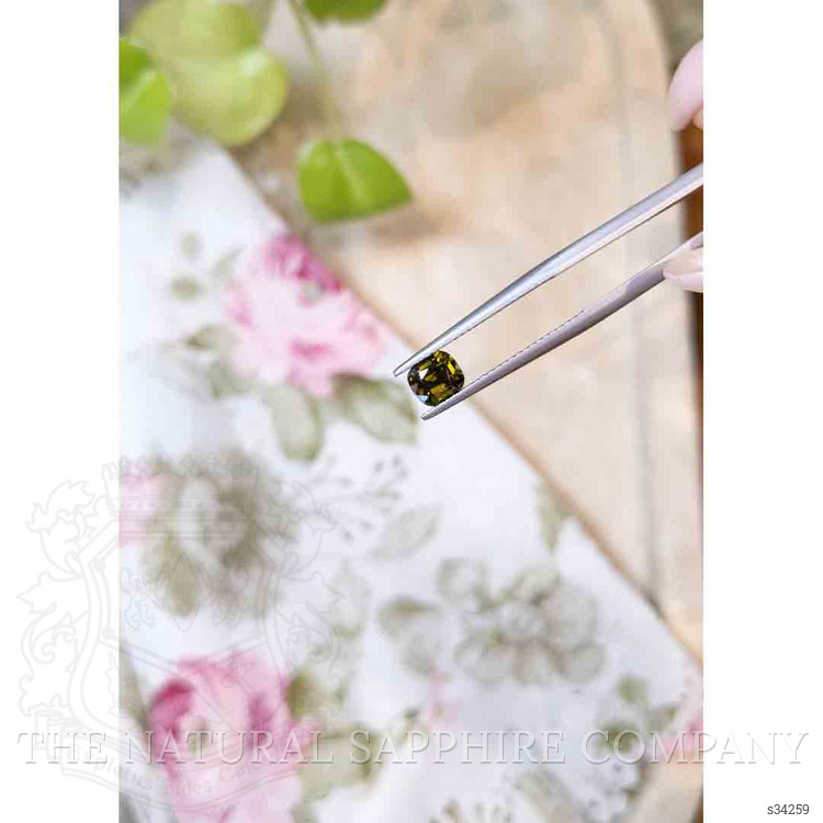 1.05 Ct. Bi Color / Parti Sapphire from Madagascar