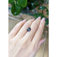 3.28 Ct. Bi Color Sapphire from Ceylon (Sri Lanka) Life Style