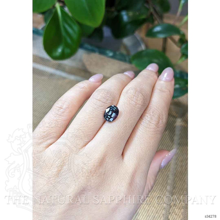 3.28 Ct. Bi Color Sapphire from Ceylon (Sri Lanka)