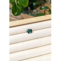 4.03 Ct. Bluish Green Sapphire from Ceylon (Sri Lanka) Life Style