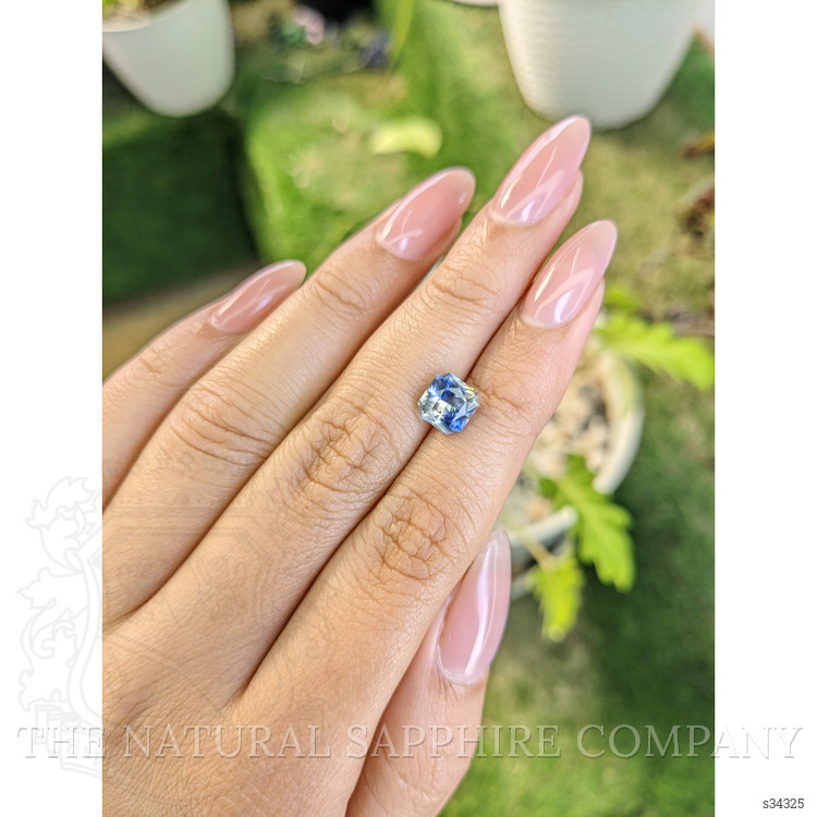 2.44 Ct. Bi Color Sapphire from Ceylon (Sri Lanka)