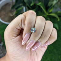 1.24 Ct. Bi Color Sapphire from Madagascar Life Style