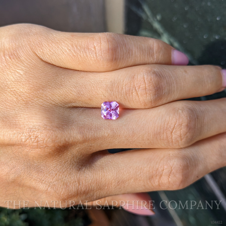 1.54 Ct. Pink Sapphire from Ceylon (Sri Lanka)