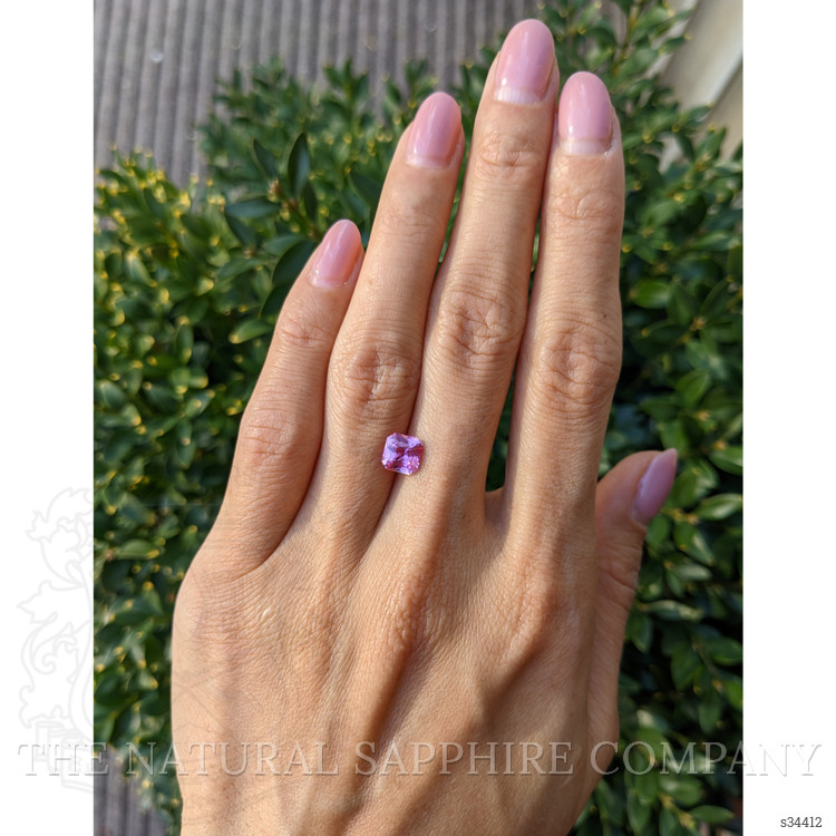 1.54 Ct. Pink Sapphire from Ceylon (Sri Lanka)