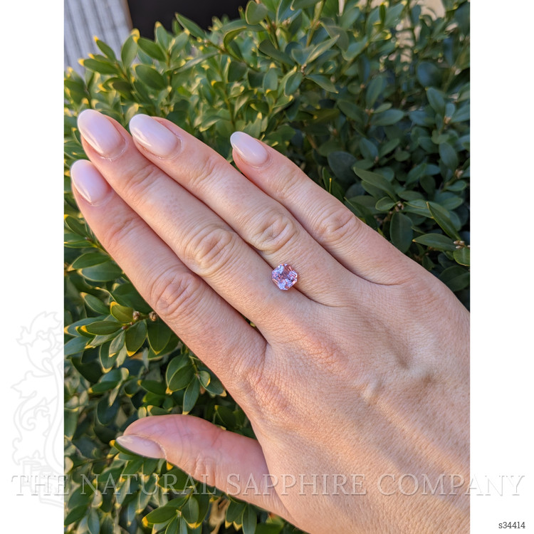 1.69 Ct. Pink Sapphire from Ceylon (Sri Lanka)