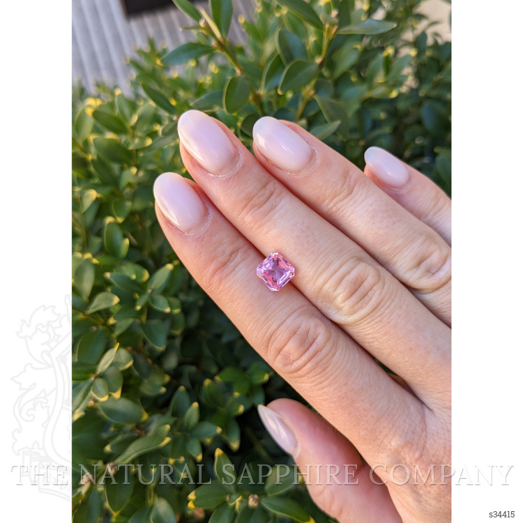 2.52 Ct. Pink Sapphire from Ceylon (Sri Lanka)