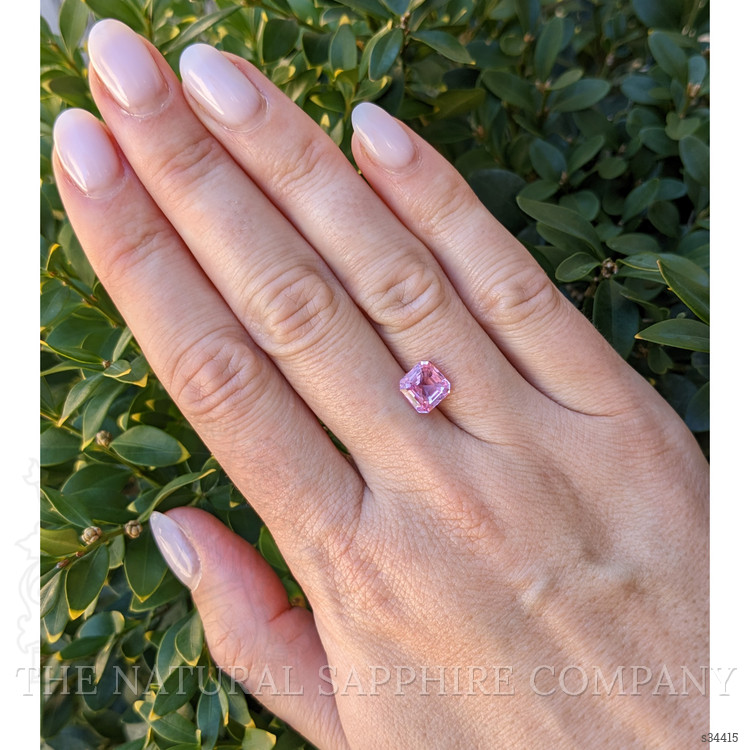 2.52 Ct. Pink Sapphire from Ceylon (Sri Lanka)