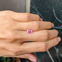 1.54 Ct. Pink Sapphire from Ceylon (Sri Lanka) Life Style