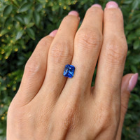 2.02 Ct. Blue Sapphire from Ceylon (Sri Lanka) Life Style